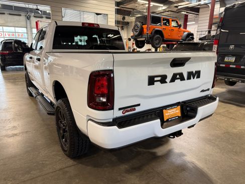 Certified 2025 RAM 2500 Big Horn AWD/4WD image 25