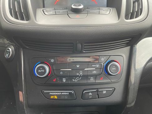 Used 2019 Ford Escape SE AWD/4WD image 22