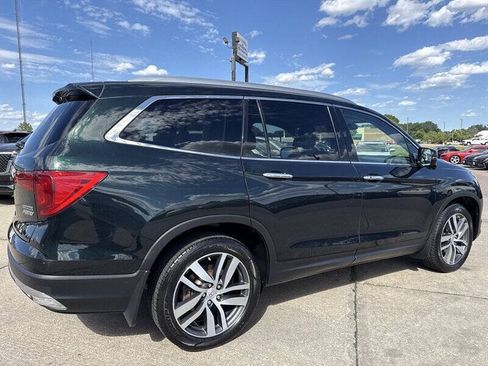 Used 2017 Honda Pilot Touring image 8