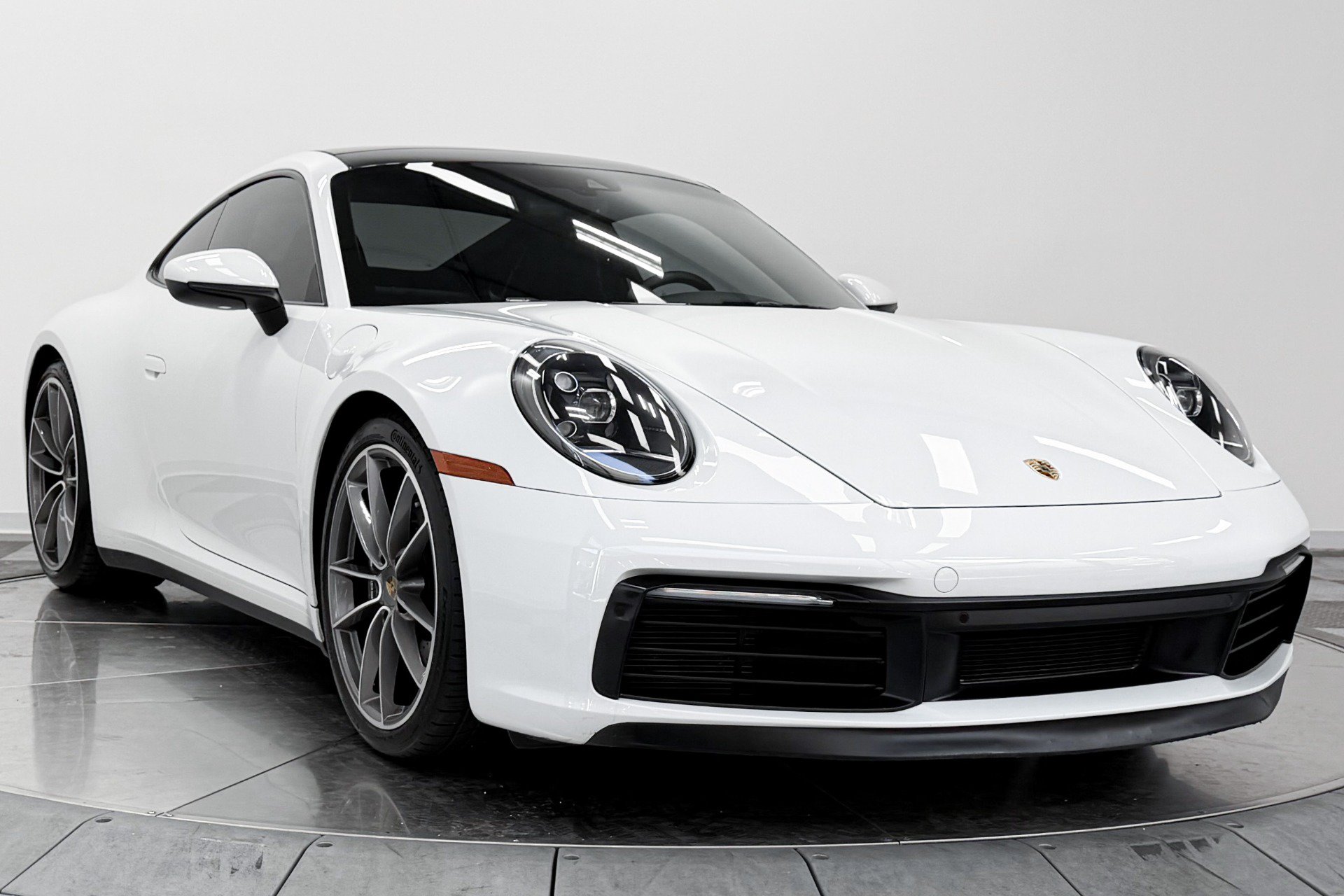 Used 2020 Porsche 911 Carrera 4S AWD/4WD image 3