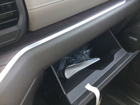 Used 2026 GMC Sierra 1500 SLT w/ SLT Premium Plus Package image 24