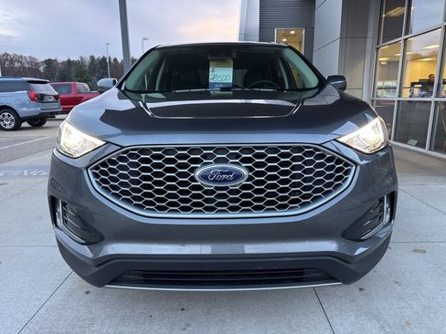 Certified 2024 Ford Edge SEL w/ Convenience Package image 11