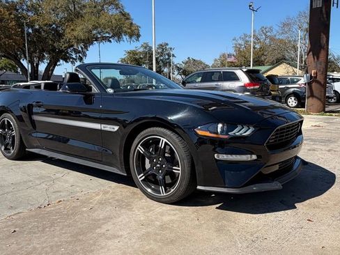 Used 2019 Ford Mustang GT Premium w/ Equipment Group 401A image 44