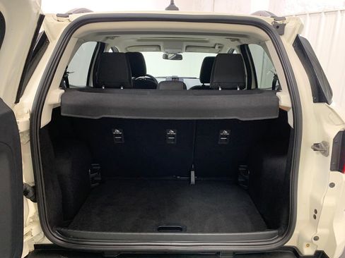 Used 2021 Ford EcoSport SE image 17