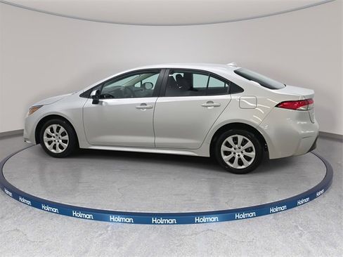 Certified 2025 Toyota Corolla LE image 8