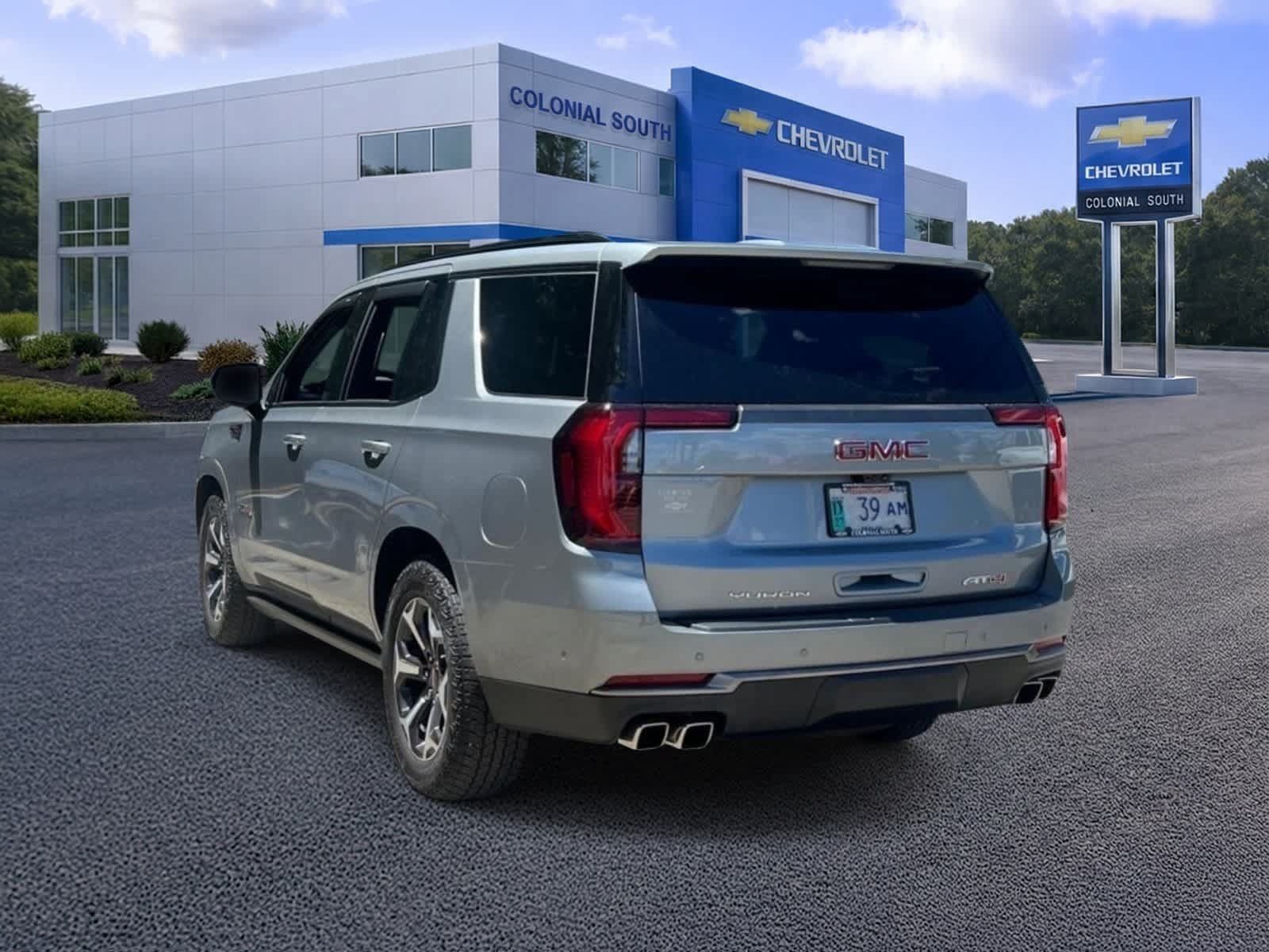 Certified 2025 GMC Yukon AT4 Ultimate w/ LPO, Floor Liner Package AWD/4WD image 4