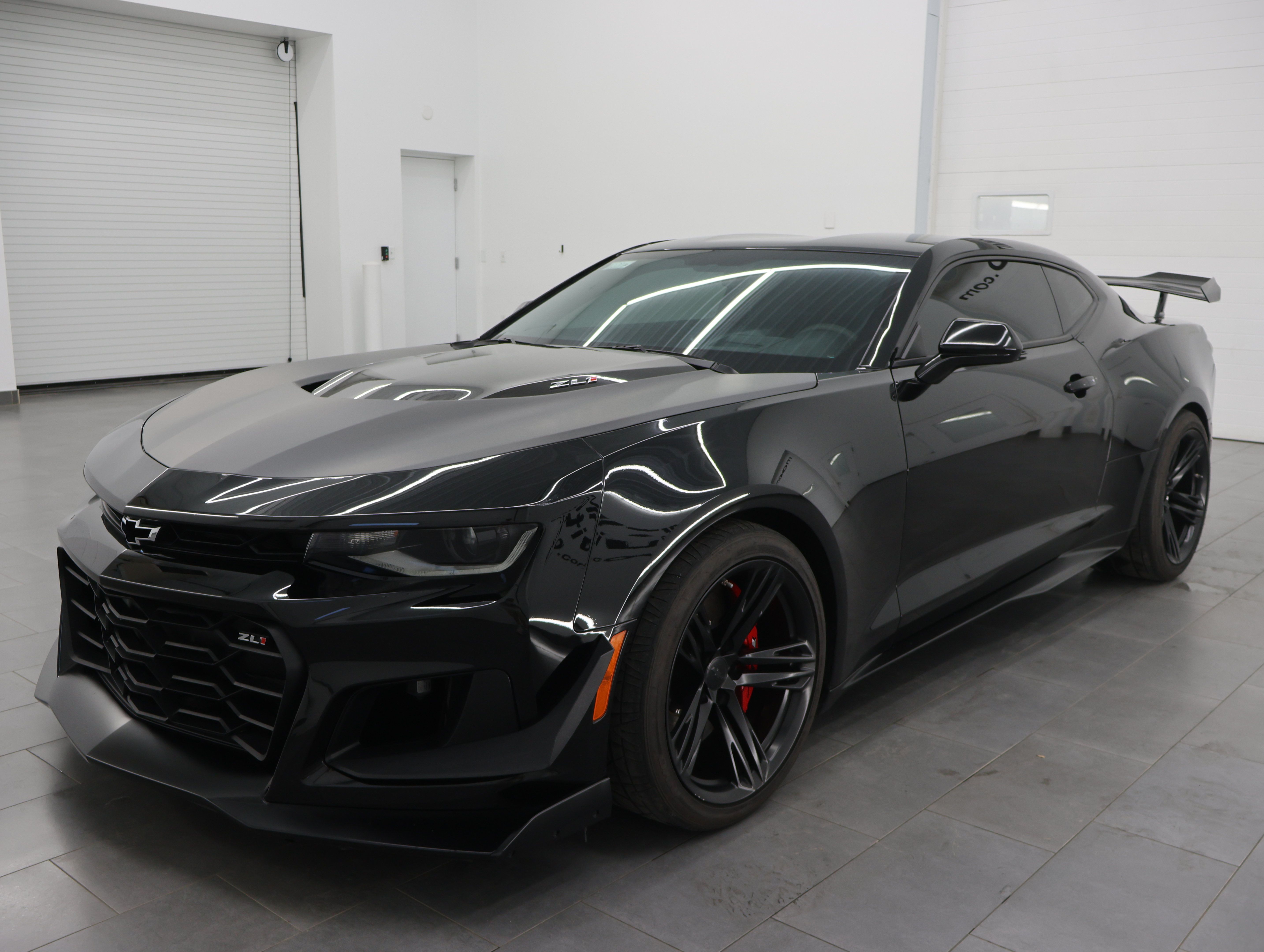 Used 2019 Chevrolet Camaro ZL1 RWD image 7