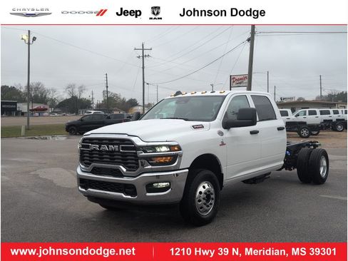 New 2026 RAM 3500 Tradesman w/ Chrome Appearance Group image 1