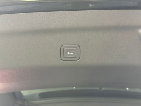 Used 2026 Cadillac Escalade V w/ LPO, ONYX Package AWD/4WD image 35