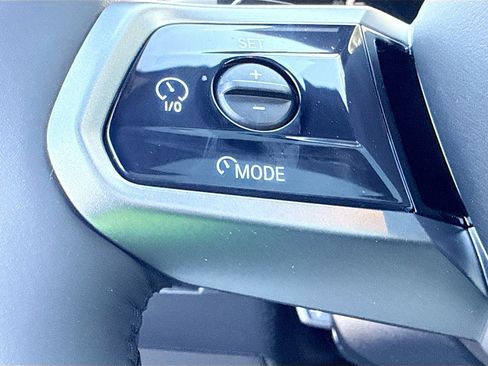 New 2026 BMW 540i xDrive 540i xDrive w/ Executive Package image 38