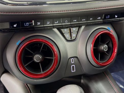 Certified 2020 Chevrolet Blazer RS FWD image 18