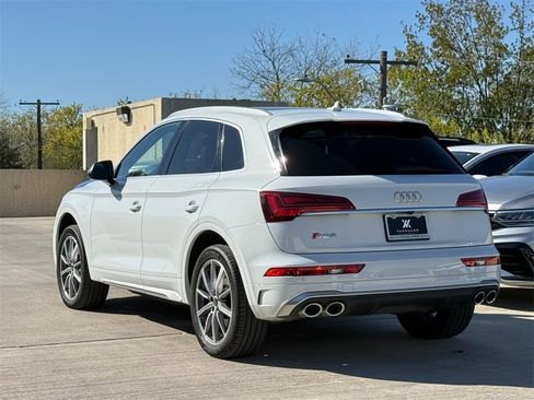 Used 2024 Audi SQ5 Premium image 9