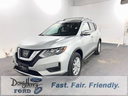 Used 2017 Nissan Rogue SV w/ SV Premium Package