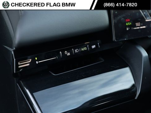 Certified 2025 BMW 530i w/ Premium Package image 20