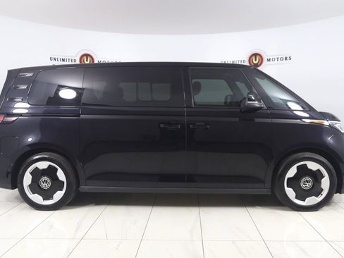 Used 2025 Volkswagen ID. Buzz Pro S image 2