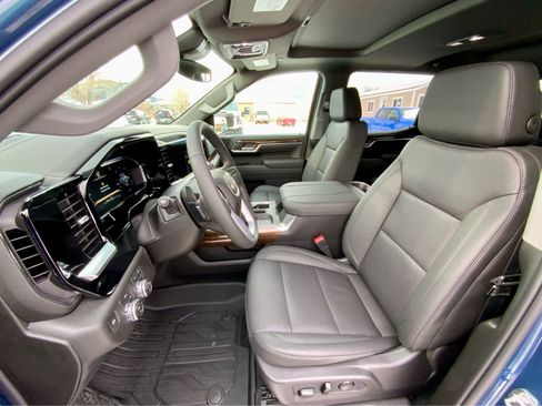 New 2026 GMC Sierra 1500 Elevation w/ Elevation Premium Package image 25