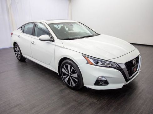 Used 2022 Nissan Altima 2.5 SL image 2