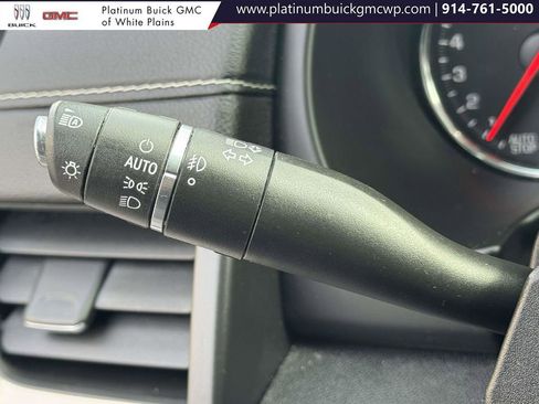 Used 2023 GMC Terrain Denali image 22