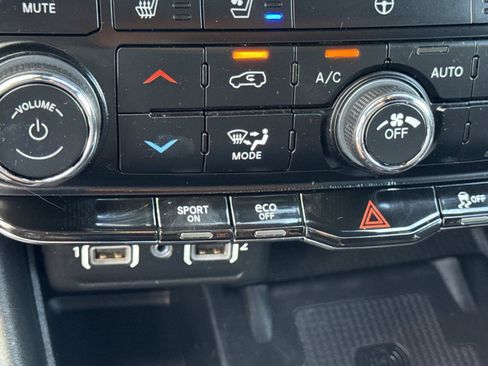 Used 2022 Dodge Durango Citadel AWD/4WD image 31