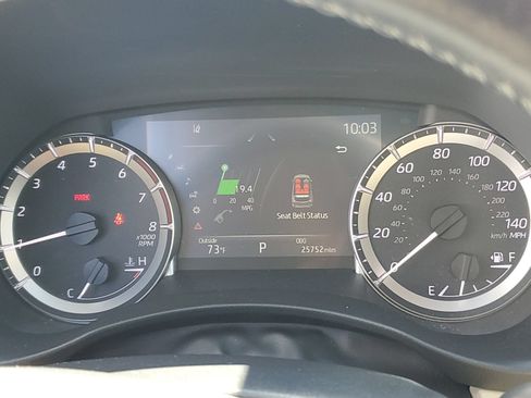 Used 2023 Toyota Highlander XLE AWD/4WD image 25