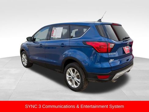 Used 2019 Ford Escape SE image 5