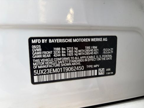 Used 2026 BMW X7 xDrive40i AWD/4WD image 33