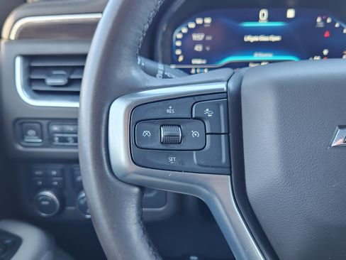 Used 2022 Chevrolet Tahoe Z71 image 32