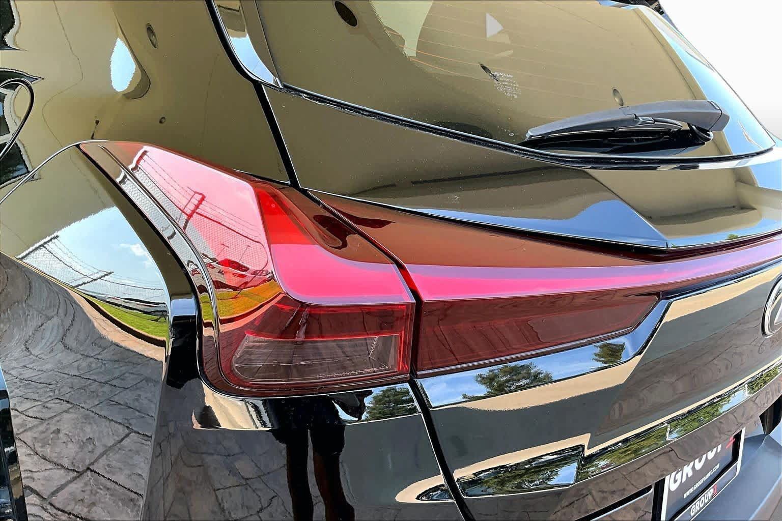 Used 2024 Lexus UX 250h FWD w/ Premium Package image 26