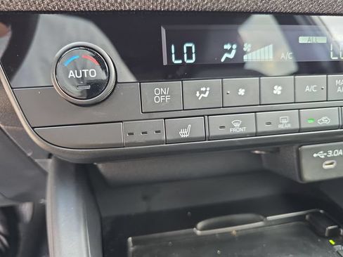 Certified 2026 Subaru Outback Premium AWD/4WD image 19