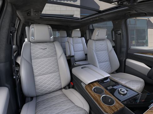 New 2026 Cadillac Escalade Platinum Luxury w/ LPO, Floor Liner Package AWD/4WD image 16