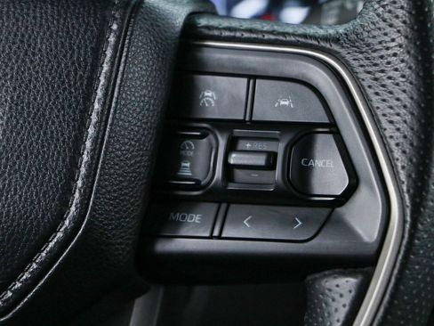 Used 2025 Toyota Tacoma TRD Off-Road AWD/4WD image 14