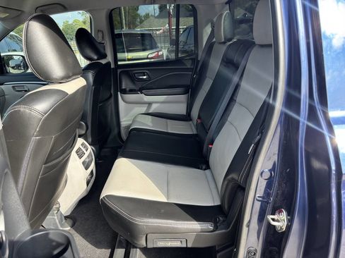 Used 2017 Honda Ridgeline RTS image 13