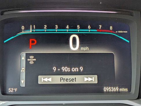 Certified 2019 Honda Pilot Touring image 29