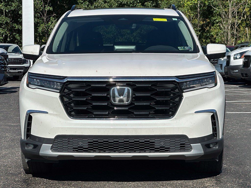 Used 2025 Honda Pilot Touring image 22