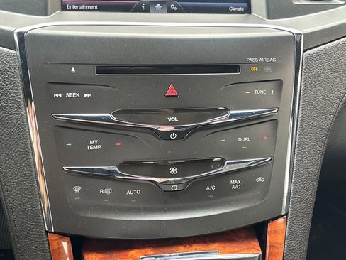 Used 2014 Lincoln MKS w/ Equipment Group 101A image 11