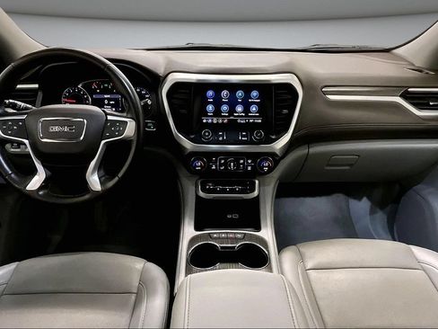 Used 2023 GMC Acadia SLT AWD/4WD image 7