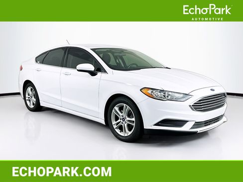 Used 2018 Ford Fusion SE w/ Fusion SE Technology Package FWD image 1