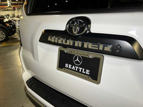 Used 2024 Toyota 4Runner TRD Off-Road Premium w/ Moonroof Package image 16