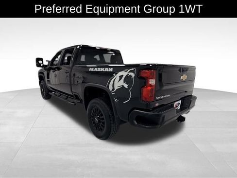 Certified 2024 Chevrolet Silverado 3500 W/T image 4