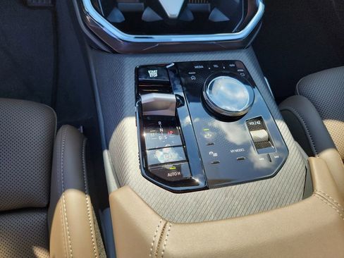 New 2025 BMW X3 xDrive30i w/ Convenience Package image 16