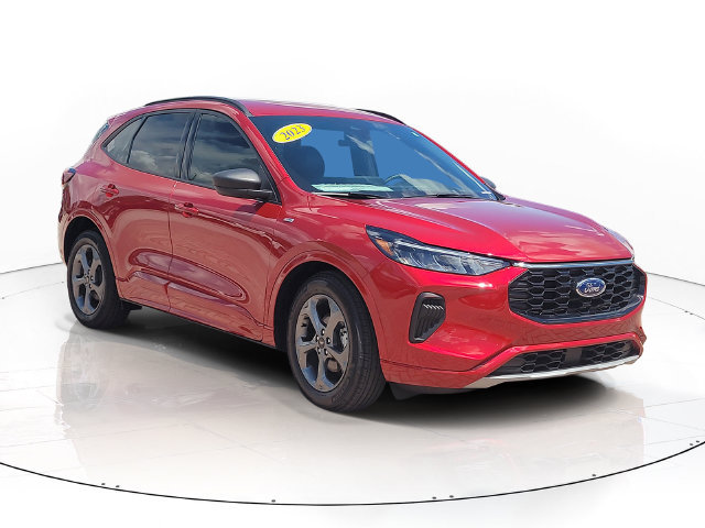 Used 2023 Ford Escape ST-Line w/ Tech Pack #1 FWD image 3