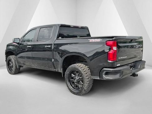 Used 2021 Chevrolet Silverado 1500 Custom Trail Boss AWD/4WD image 5