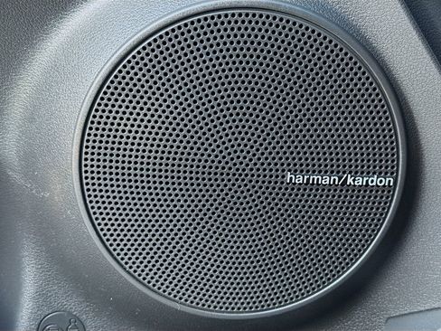 Used 2022 Hyundai Kona Limited image 41