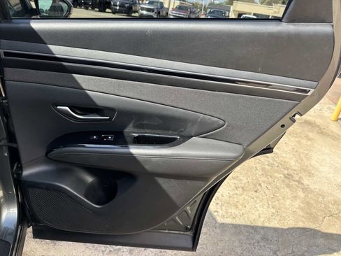 Used 2023 Hyundai Tucson Limited image 19
