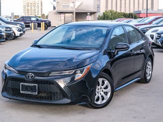 Used 2022 Toyota Corolla LE image 1