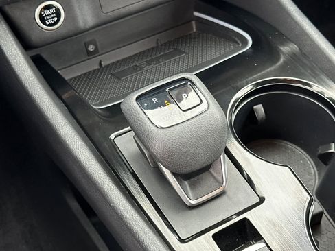 Used 2023 Nissan Rogue SV image 22