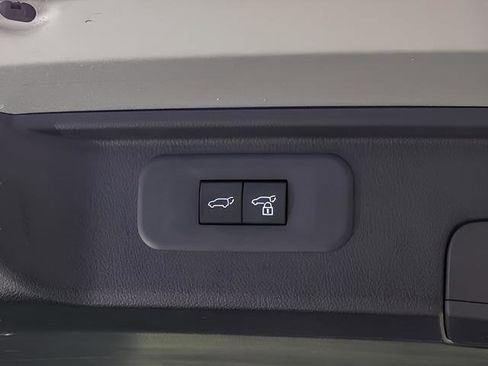 Certified 2025 Toyota Grand Highlander AWD image 25