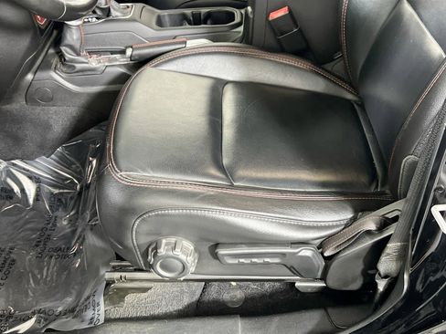 Used 2021 Jeep Wrangler Unlimited Rubicon image 19