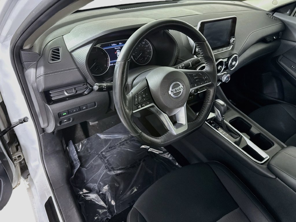 Used 2022 Nissan Sentra SV FWD image 16