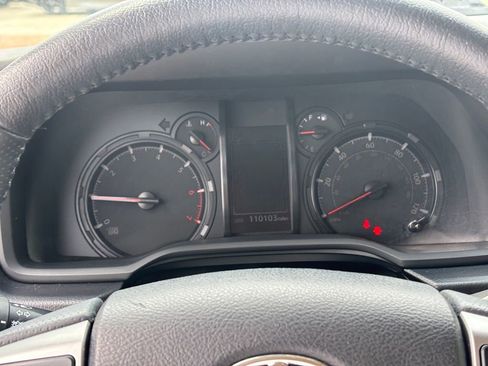 Used 2020 Toyota 4Runner SR5 image 15